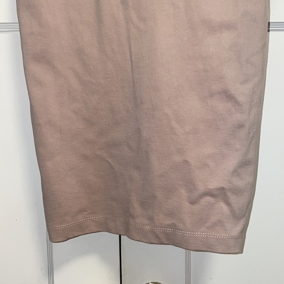 LuLu’s Large Tan Short Sleeve Open Back Midi Dress - Picture 6 of 10